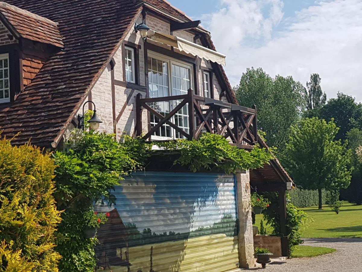 Bed and Breakfast Moulin Du Soustre Cavagnac Exterior foto