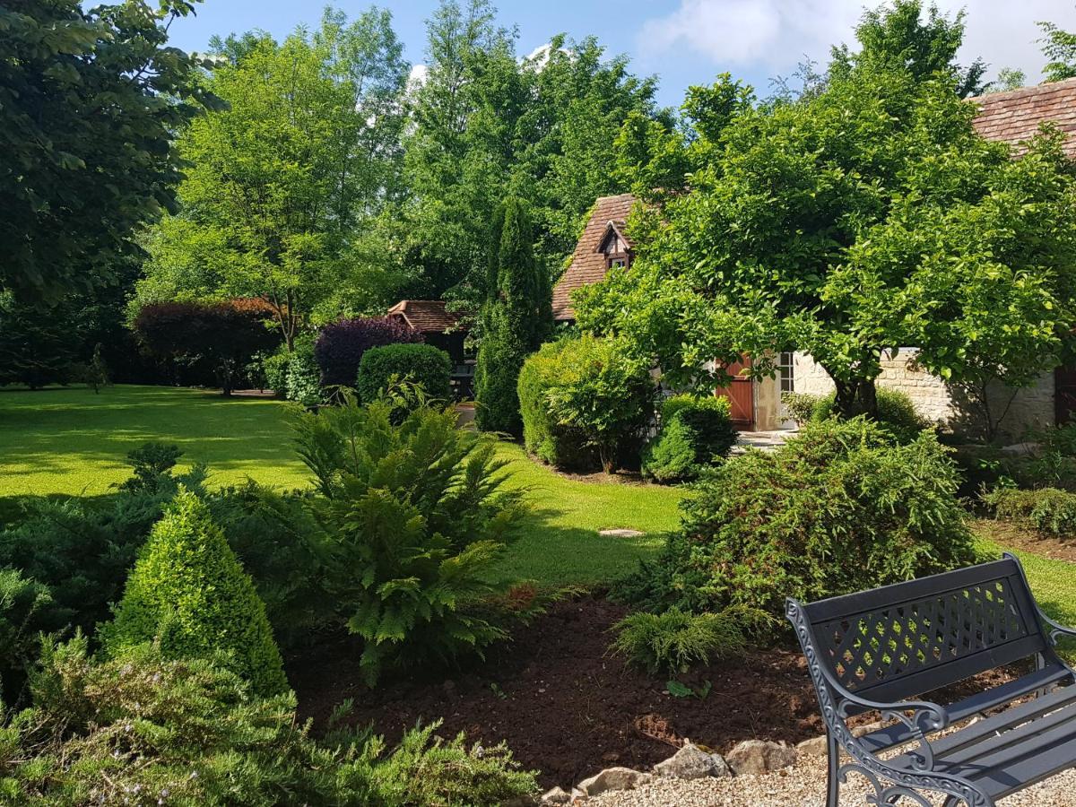 Bed and Breakfast Moulin Du Soustre Cavagnac Exterior foto