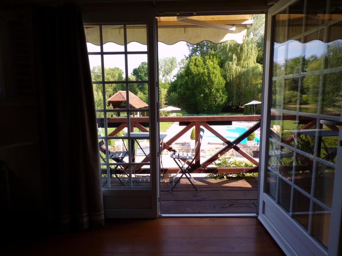 Bed and Breakfast Moulin Du Soustre Cavagnac Exterior foto