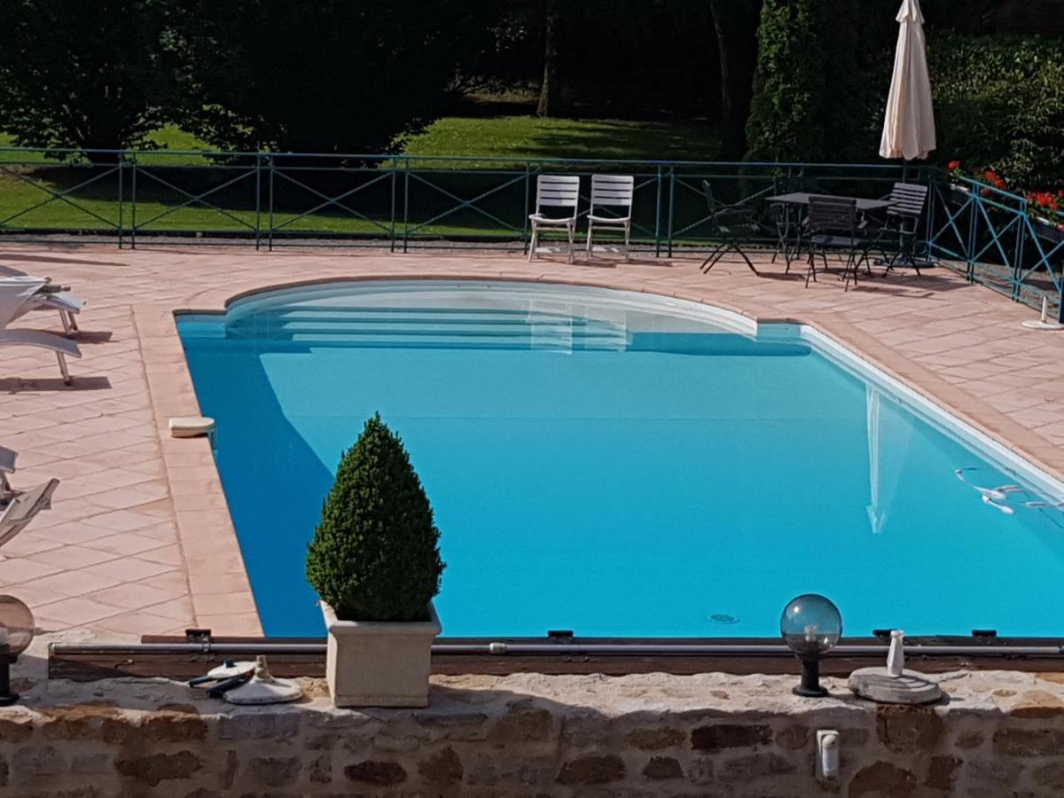 Bed and Breakfast Moulin Du Soustre Cavagnac Exterior foto