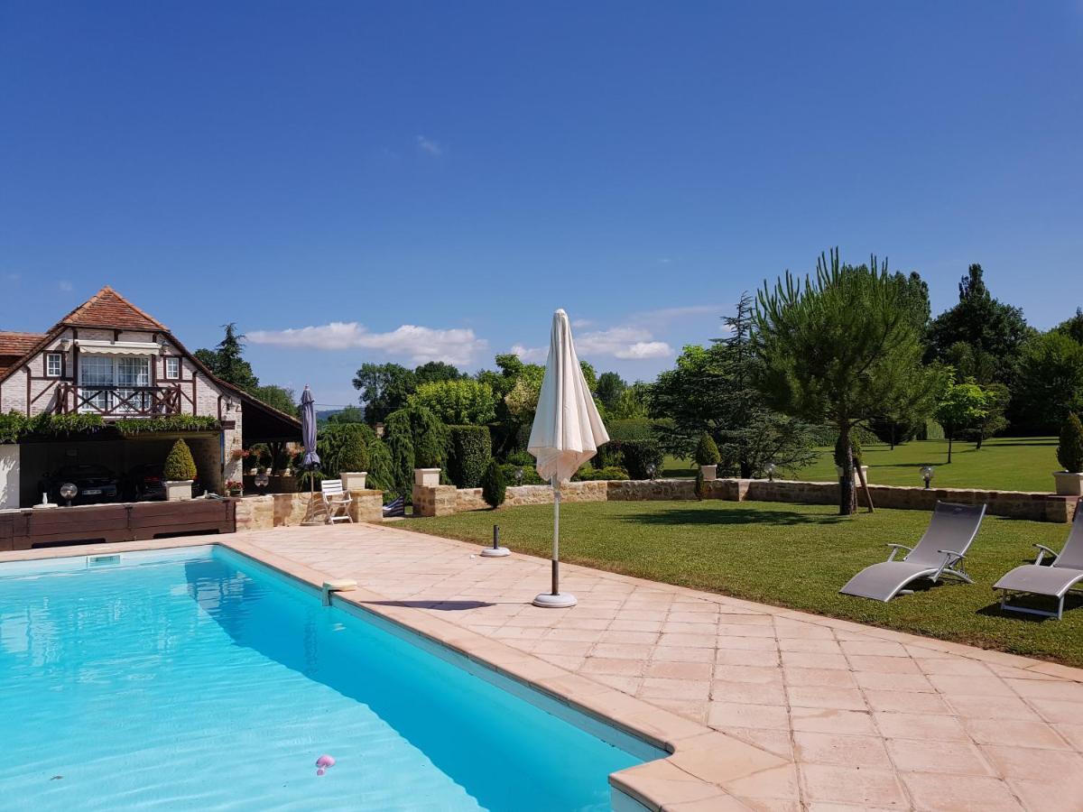 Bed and Breakfast Moulin Du Soustre Cavagnac Exterior foto