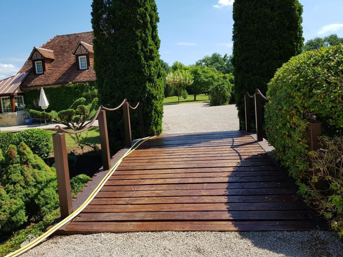 Bed and Breakfast Moulin Du Soustre Cavagnac Exterior foto